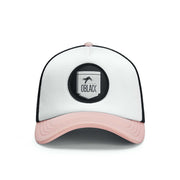 Gorra de mujer rosa tipo trucker ajustable con parche bordado