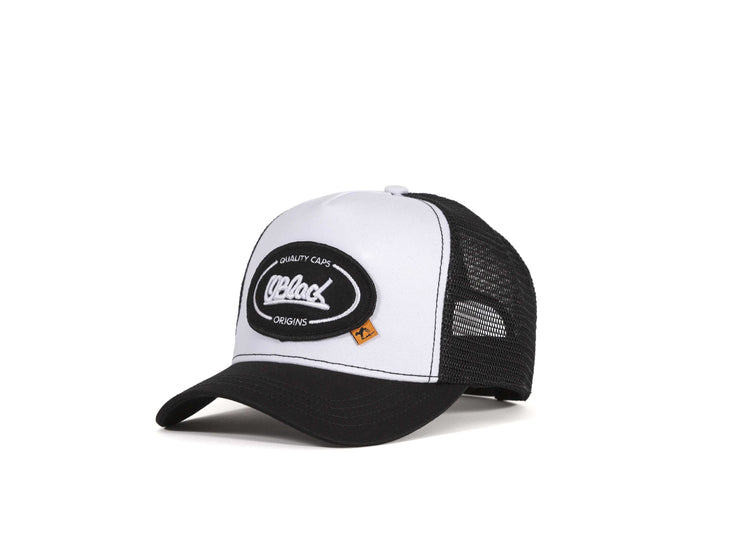 La startup Oblack triplica las ventas de sus gorras de diseño